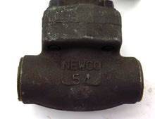 Load image into Gallery viewer, Newco 54 Carbon Steel Globe Valve 28T-FS2 3/4&#39;&#39; NPT Class 800 - Advance Operations
