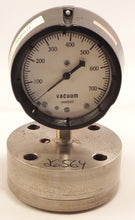 Load image into Gallery viewer, Ametek / USG Pressure Gauge w/ Diaphragm 0-762 mmH2O - Advance Operations