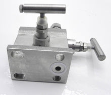 Load image into Gallery viewer, Anderson Greenwood SS316 Valve Manifold M4TPVIS-4-BL - Advance Operations