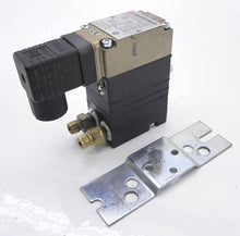 Load image into Gallery viewer, Fairchild Electro Pneumatic Transducer TDCI7800-401 - Advance Operations