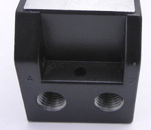 Load image into Gallery viewer, Parker Valve Manifold PS351163CP F5 Series - Advance Operations