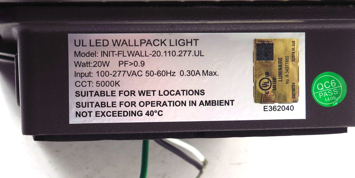 Initial-Led Outdoor Floodlight Perimeter Wall Pack LED Light 20W 100-277 Vac - Advance Operations