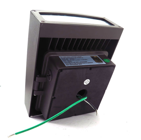 Initial-Led Outdoor Floodlight Perimeter Wall Pack LED Light 20W 100-277 Vac - Advance Operations