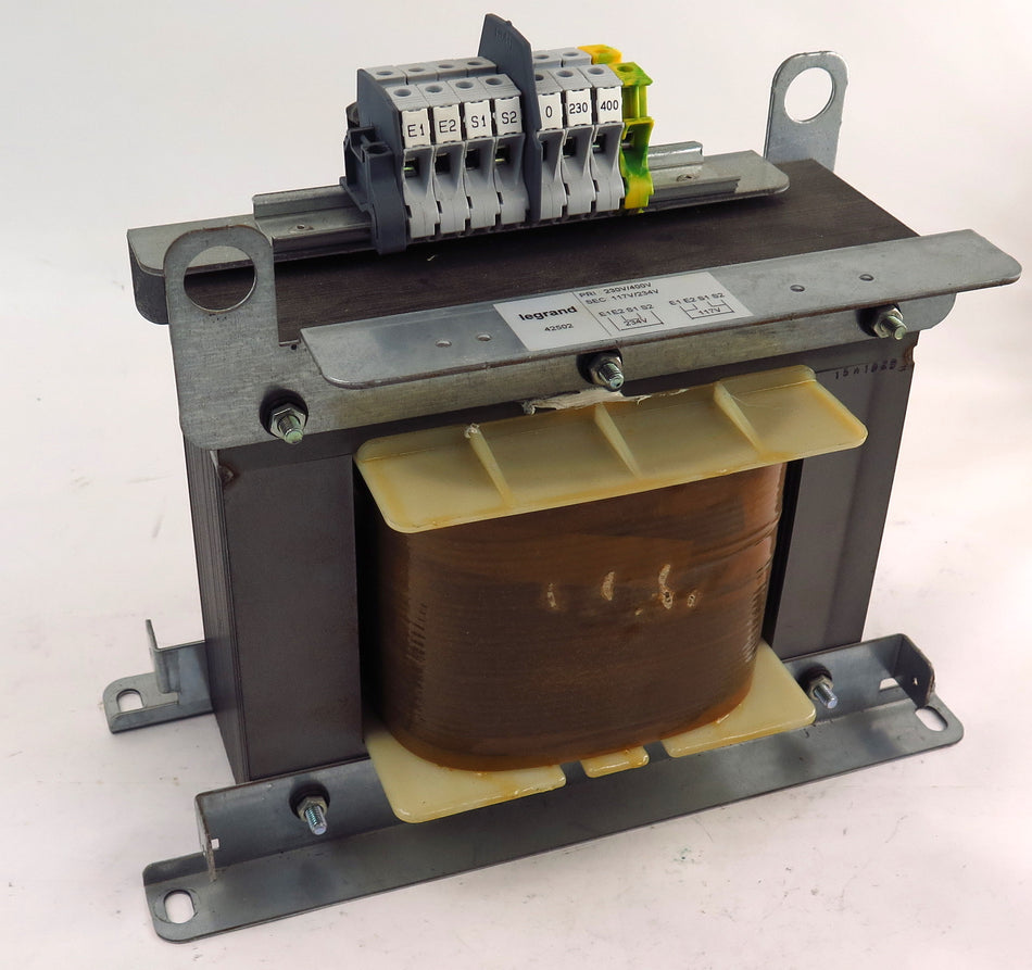 Legrand Electrical Isolating Transformer 42502 Primary 230V/400V Sec 117V/234V - Advance Operations