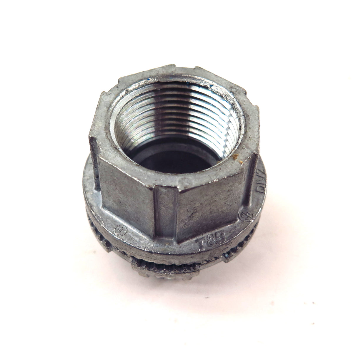 Thomas & Betts Insulated Grounding Hub H100GR-C 1" (2) - Advance Operations