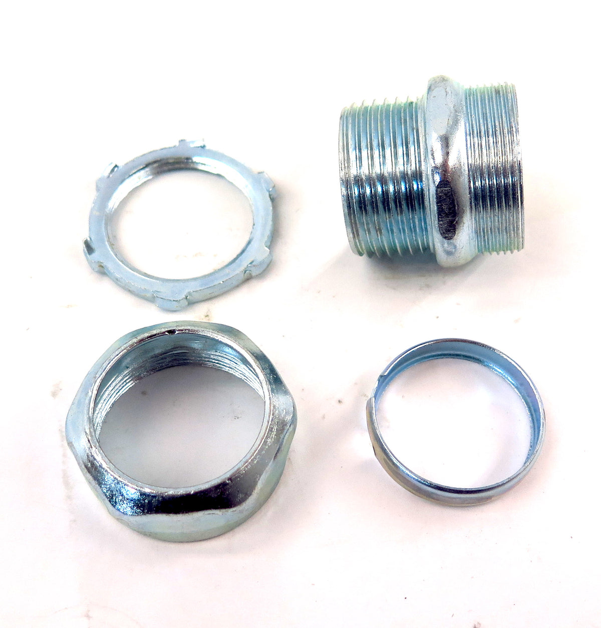 Thomas & Betts CI5608 EMT Compression Fitting Connector 1" Steel (5) - Advance Operations