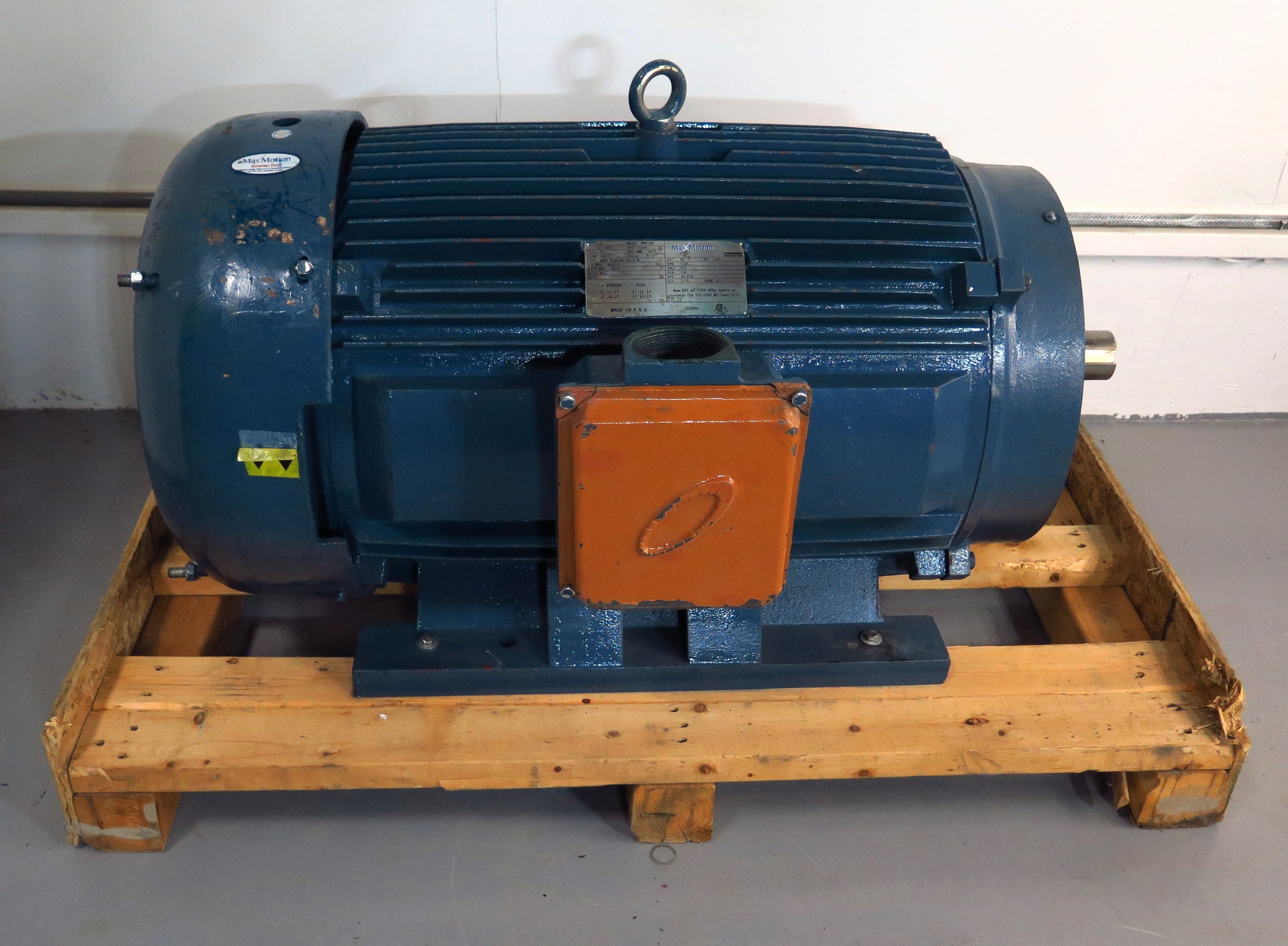 MaxMotion Electric Motor Model MPP-88 150HP 3PH 575V 1185 RPM - Advance Operations