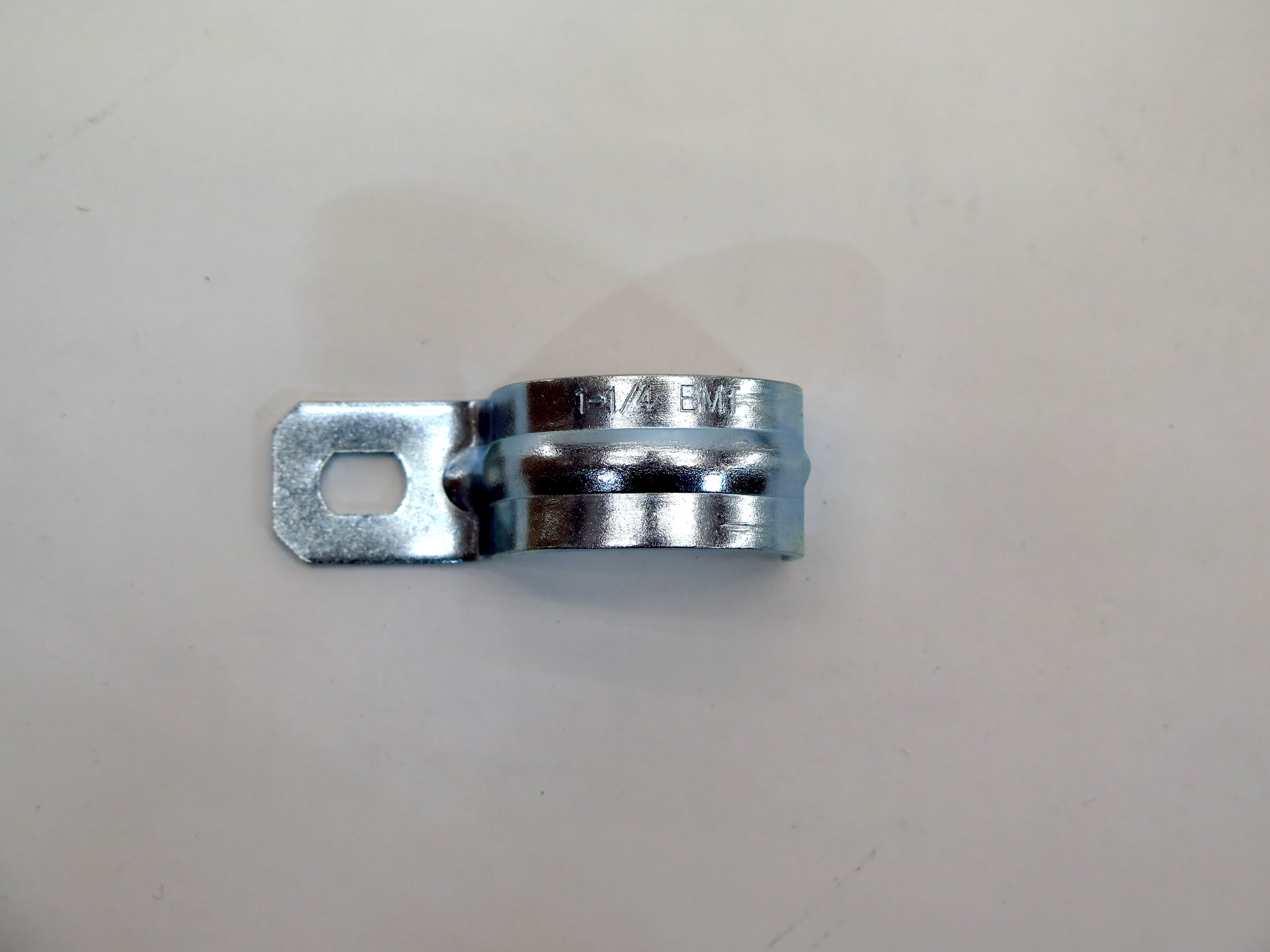 Nesco EMT Steel One Hole Straps 1 1/4" 514 (Lot of 15)) - Advance Operations