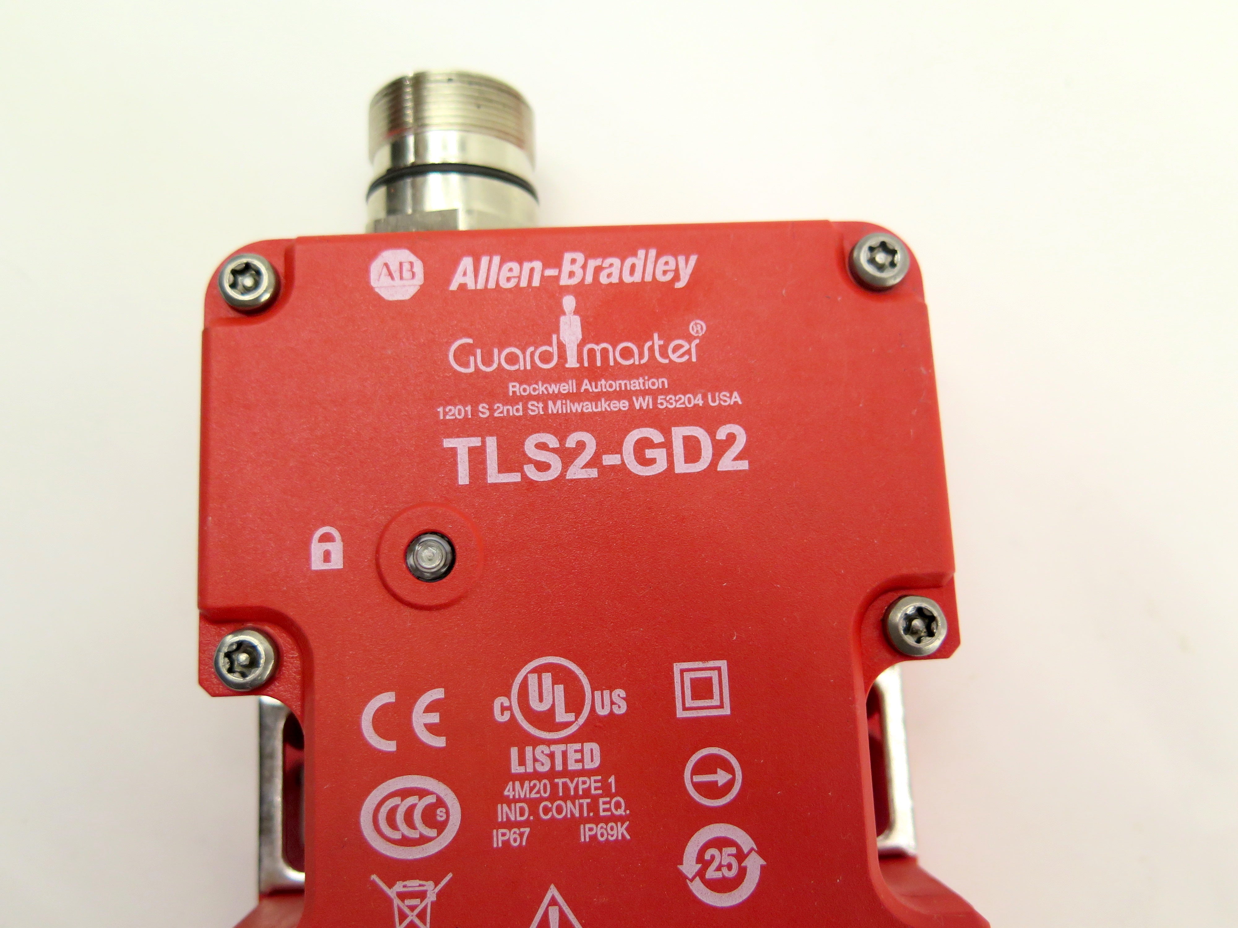 Allen-Bradley TLS2-GD2 Safety Interlock Switch GuardMaster - Advance Operations