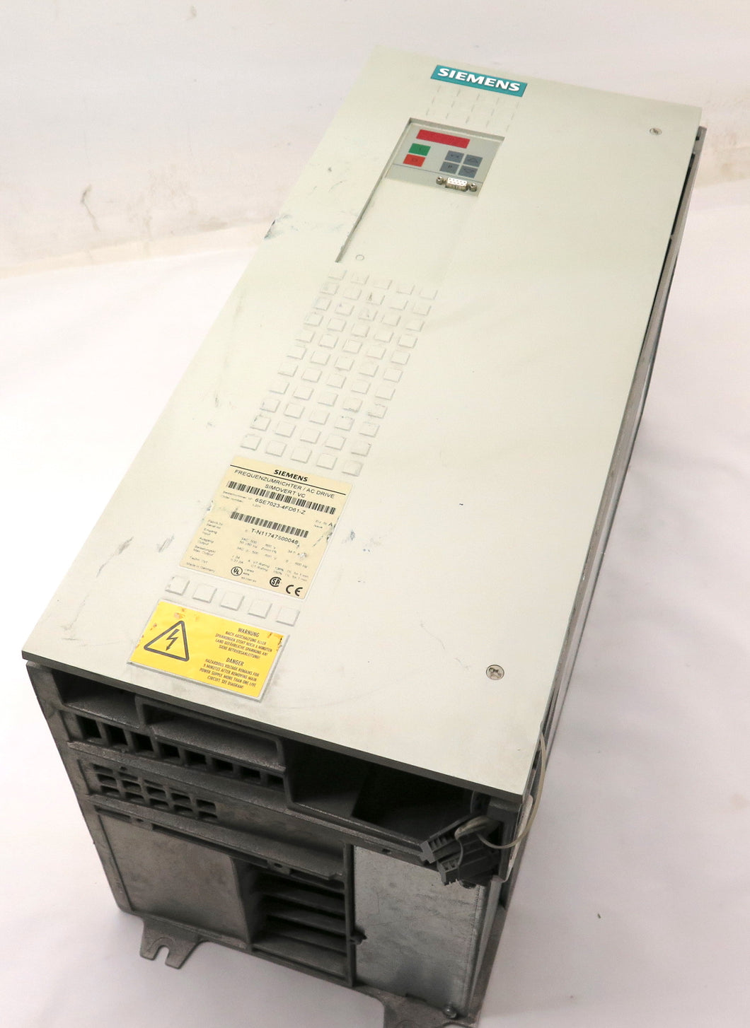 Siemens 6SE7023-4FD61-Z AC Drive Simovert 600Vac - Advance Operations