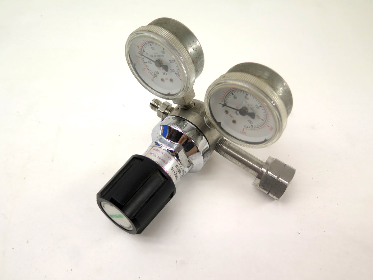 Controls Corporation Of America / Praxair 3221301-330 Pressure Regulator - Advance Operations