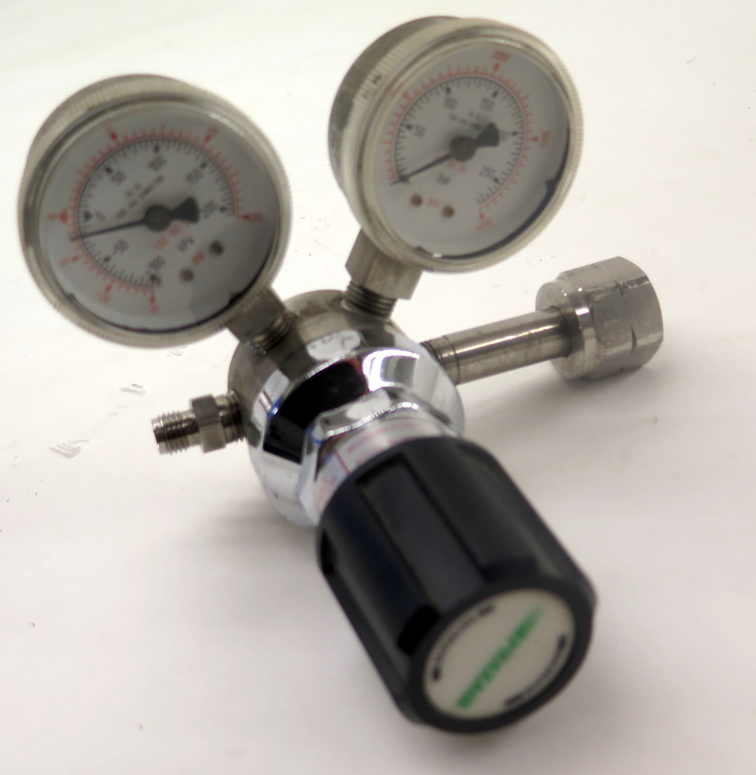 Controls Corporation Of America / Praxair 3221301-330 Pressure Regulator - Advance Operations