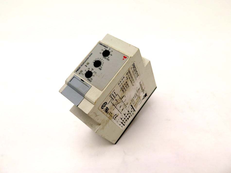 Carlo Gavazzi PMC01D115 Multifunction Timer - Advance Operations