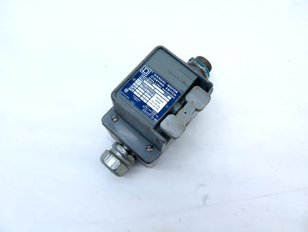 Square D / Schneider KW-2H Manual Motor Starter 10HP Max - Advance Operations