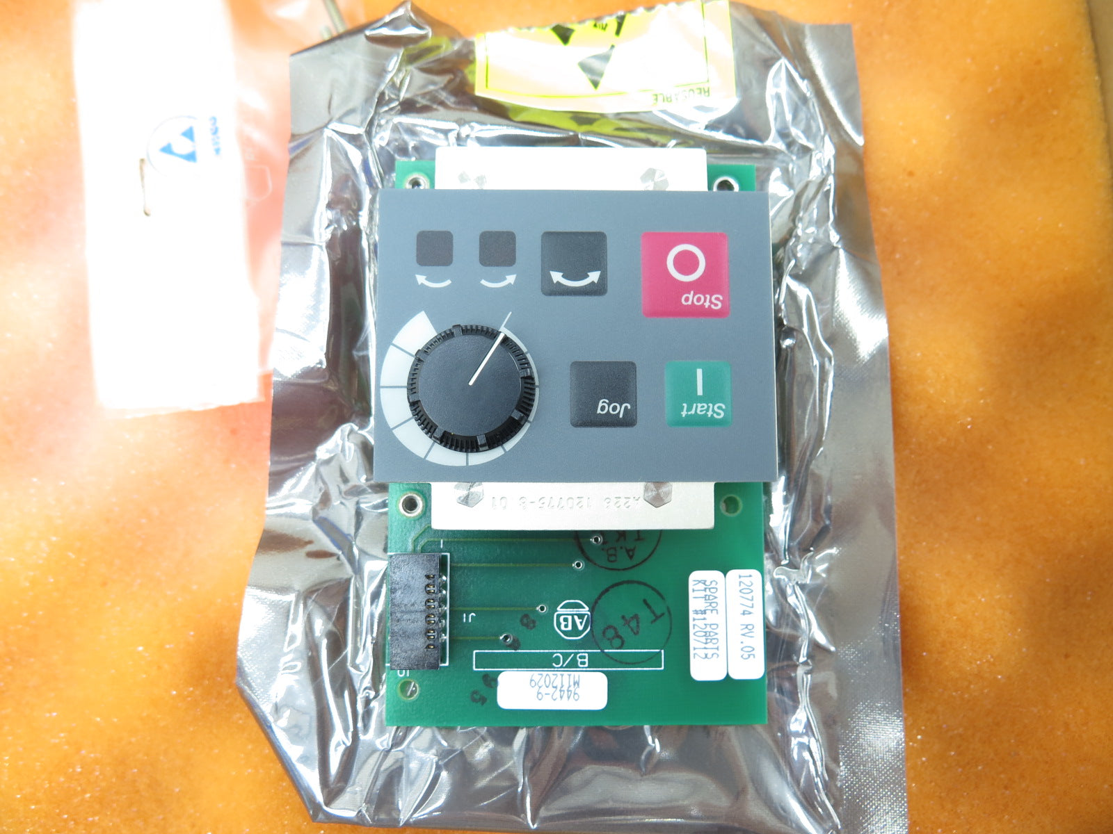 Allen-Bradley 1336-MOD-FA2 NEMA 1/OPEN Operator Panel Rev.02 - Advance Operations
