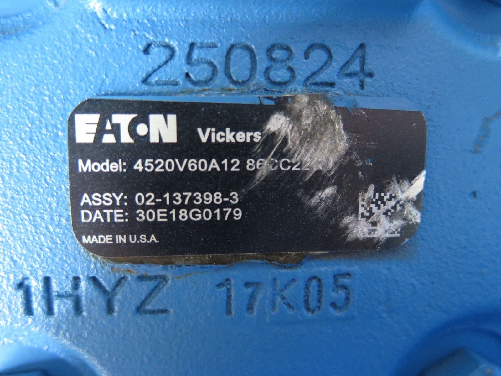 Eaton / Vickers 02-137398-3 / 4520V60A12 86CC22R Hydraulic Vane Pump - Advance Operations