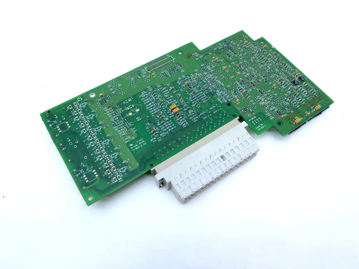 Allen-Bradley 321131-A02 PowerFlex 700 Control Board - Advance Operations