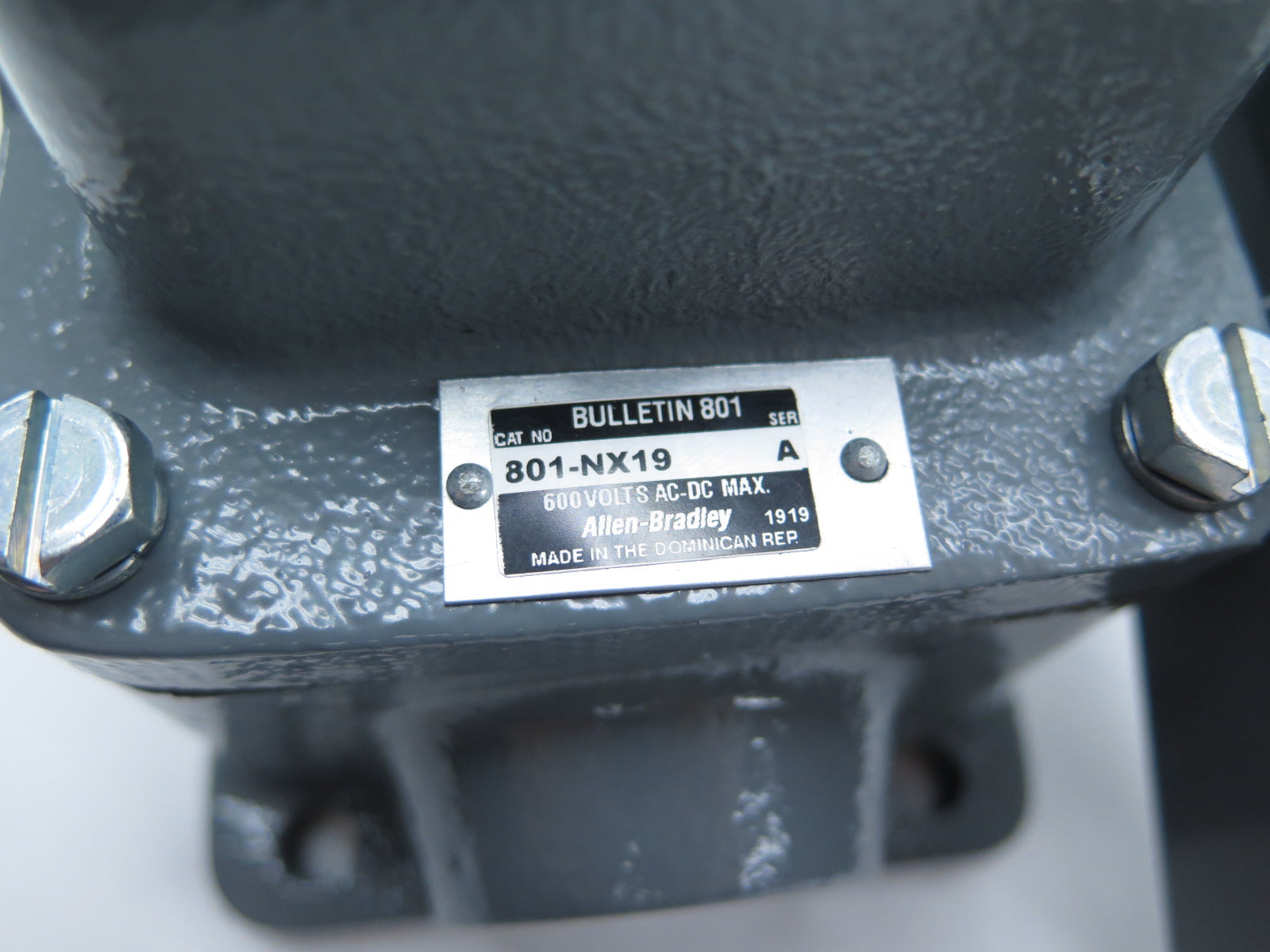 Allen-Bradley 801-NX19 General Purpose Switch Heavy Duty 600Vac/dc max - Advance Operations