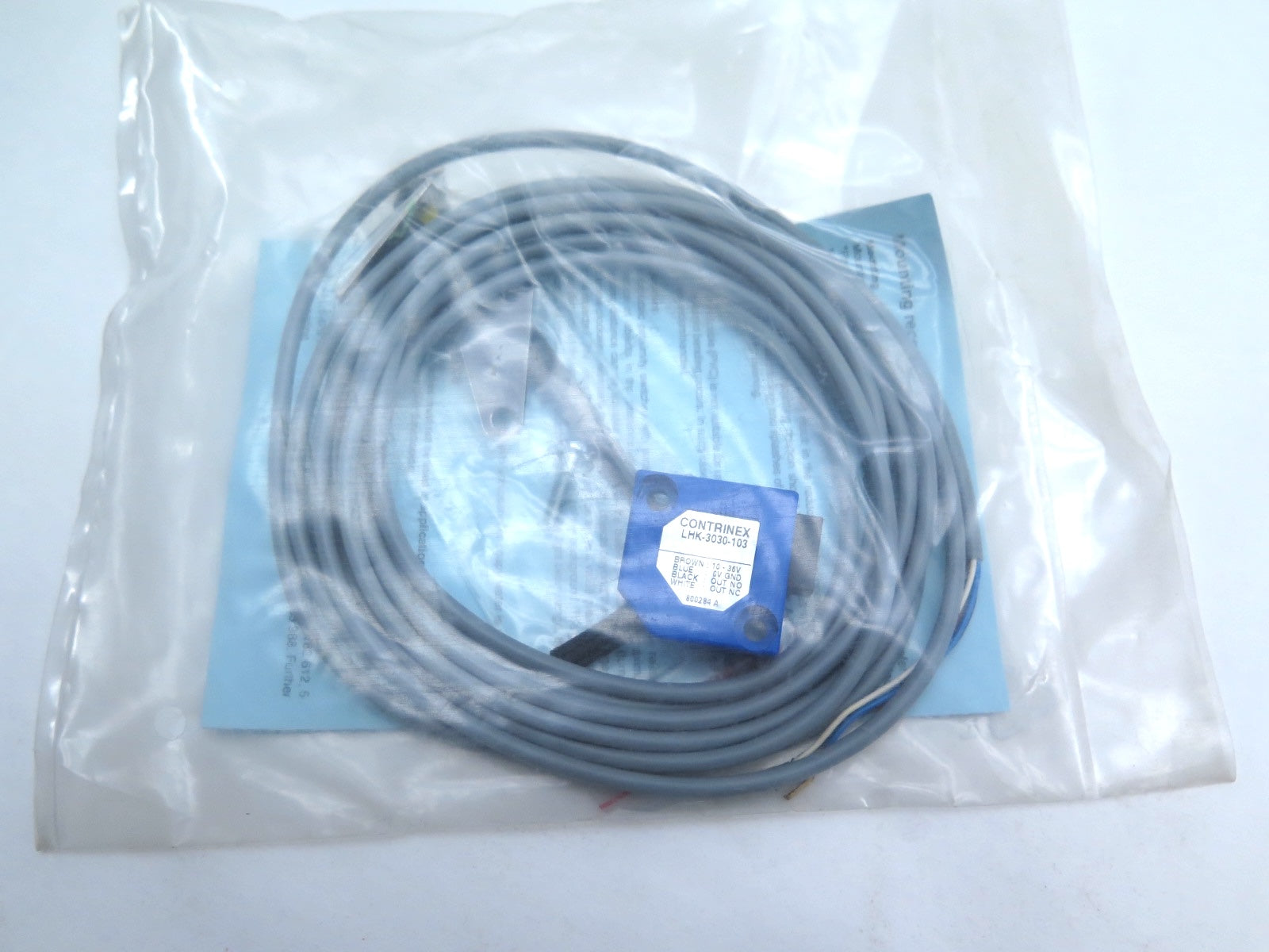 Contrinex LHK-3030-103 Compact Photoelectric Sensor - Advance Operations