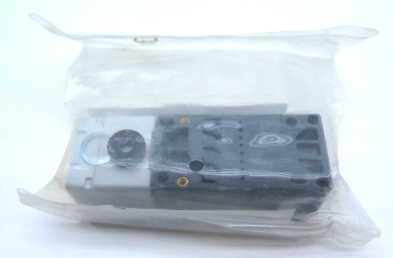 Contrinex DW-AD-601-C40 Inductive Sensor - Advance Operations