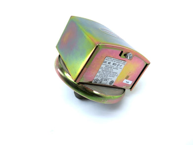 Dwyer 1823-80 Diaphragm Pressure Switch - Advance Operations