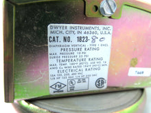 Load image into Gallery viewer, Dwyer 1823-80 Diaphragm Pressure Switch - Advance Operations
