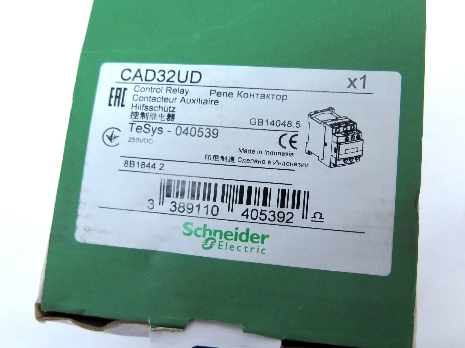 Schneider CAD32UD Control Relay - Advance Operations