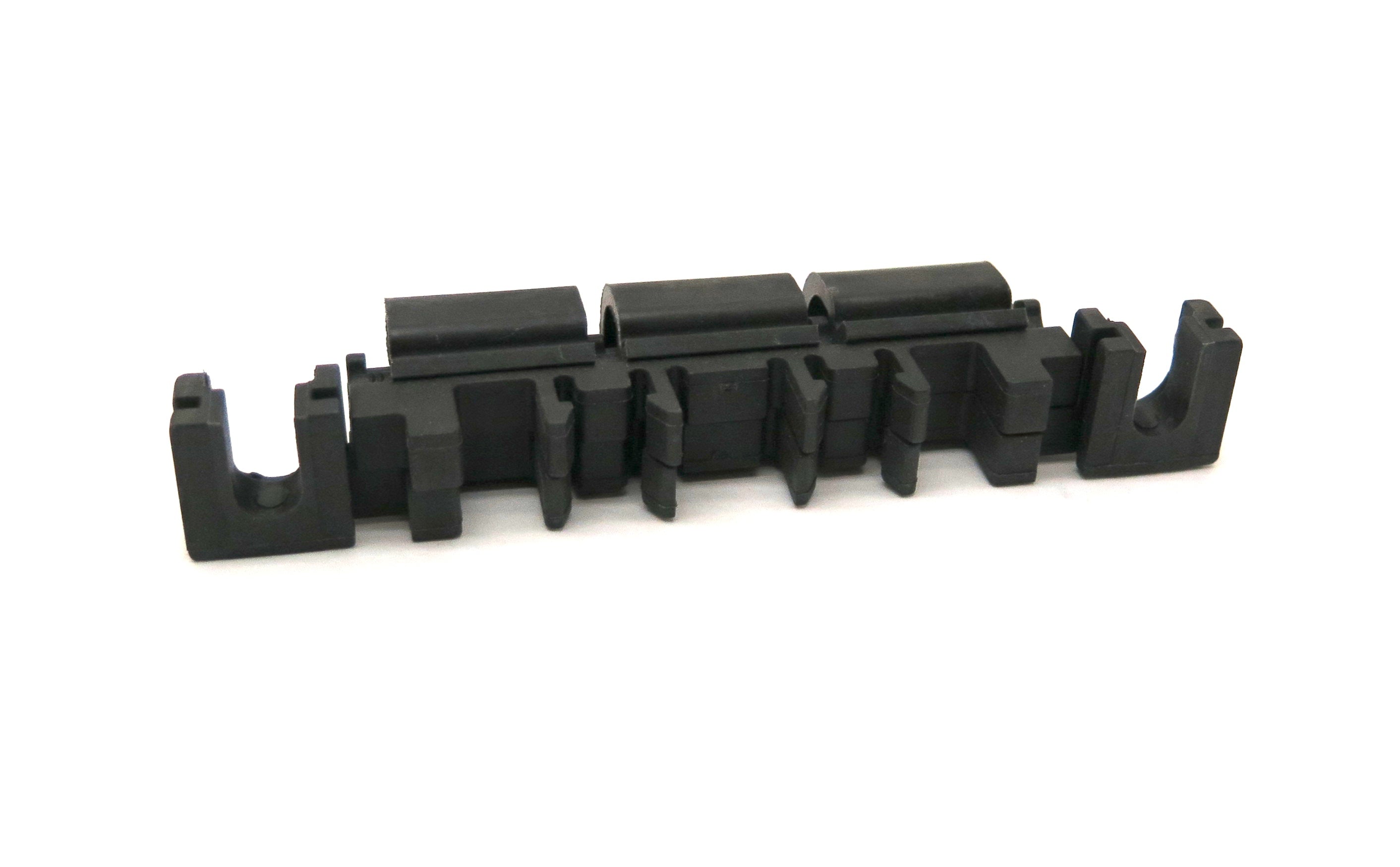 Tsubaki Kabelschlepp SZL8 / 24989 Cable Strain Reliefs LOT OF 11 - Advance Operations