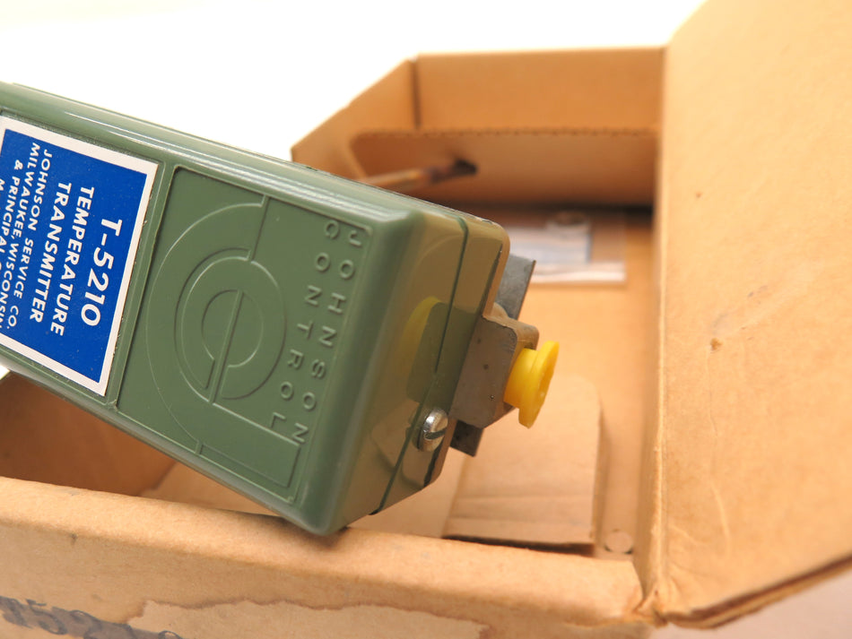 Johnson Controls T-5210 Temperature Controller  NEW OLD STOCK - Advance Operations