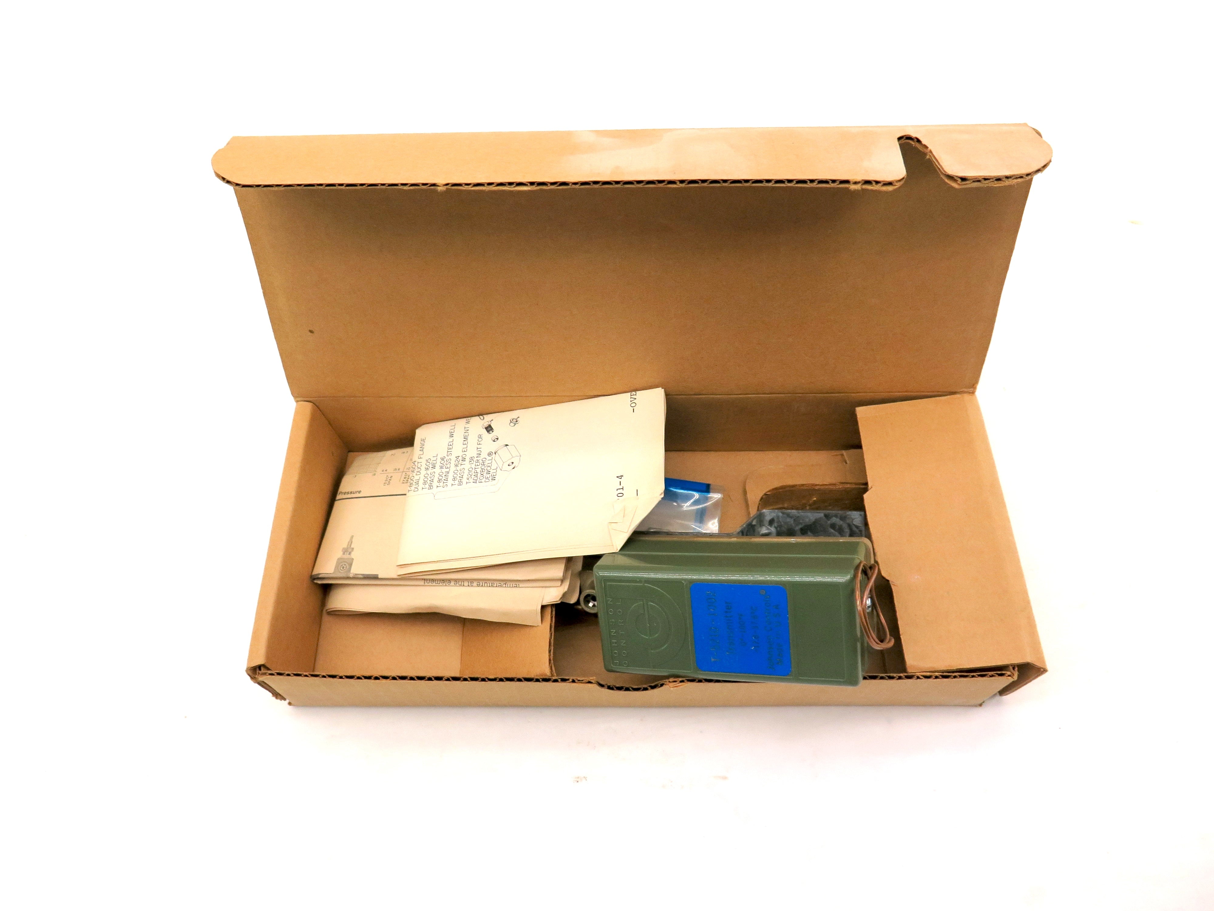 Johnson Controls T-5210-1002 Temperature Transmitter - Advance Operations