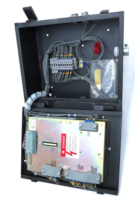 Schneider / Square D CM-2250 Circuit Monitor & Full Enclosure & Connector - Advance Operations