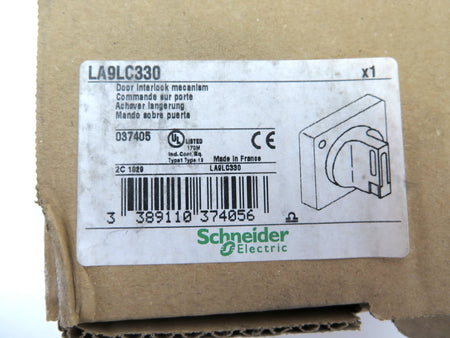 Schneider Electric LA9LC330 Door Interlock Mechanism - Advance Operations