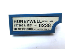 Load image into Gallery viewer, Honeywell ST7800 A 1021 Fixed 10 Sec Purge Timer - Advance Operations
