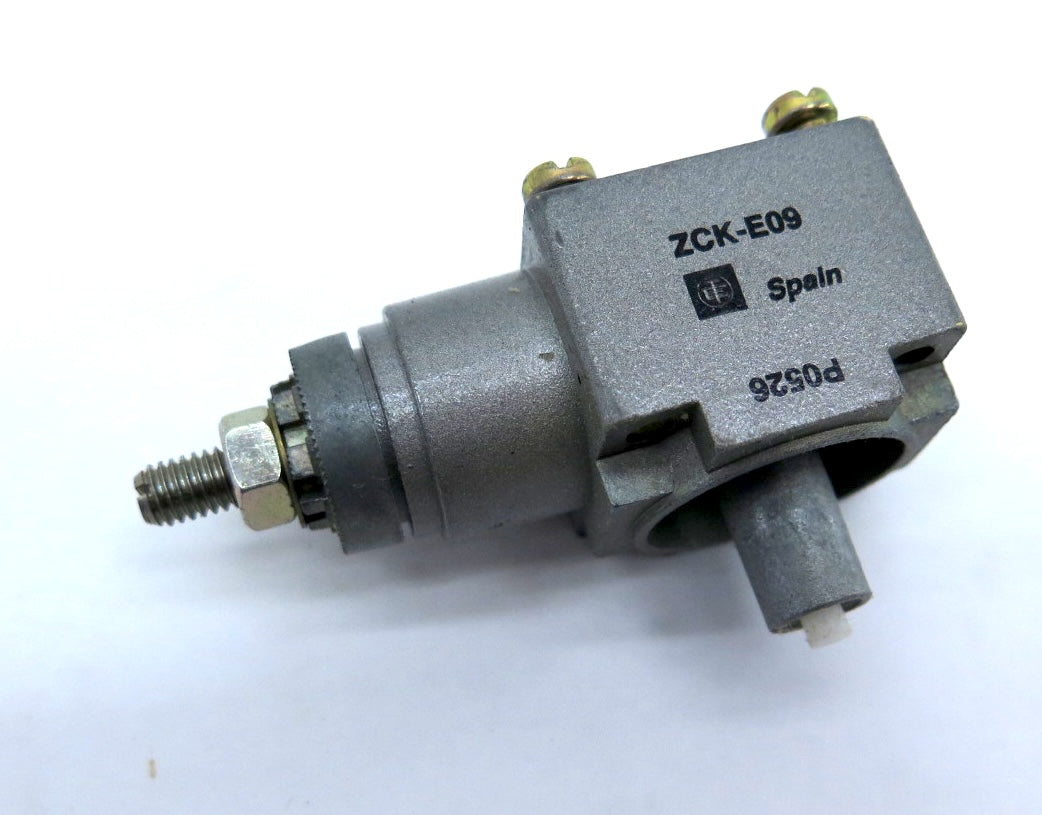 Telemecanique ZCK E09 Limit Switch - Advance Operations