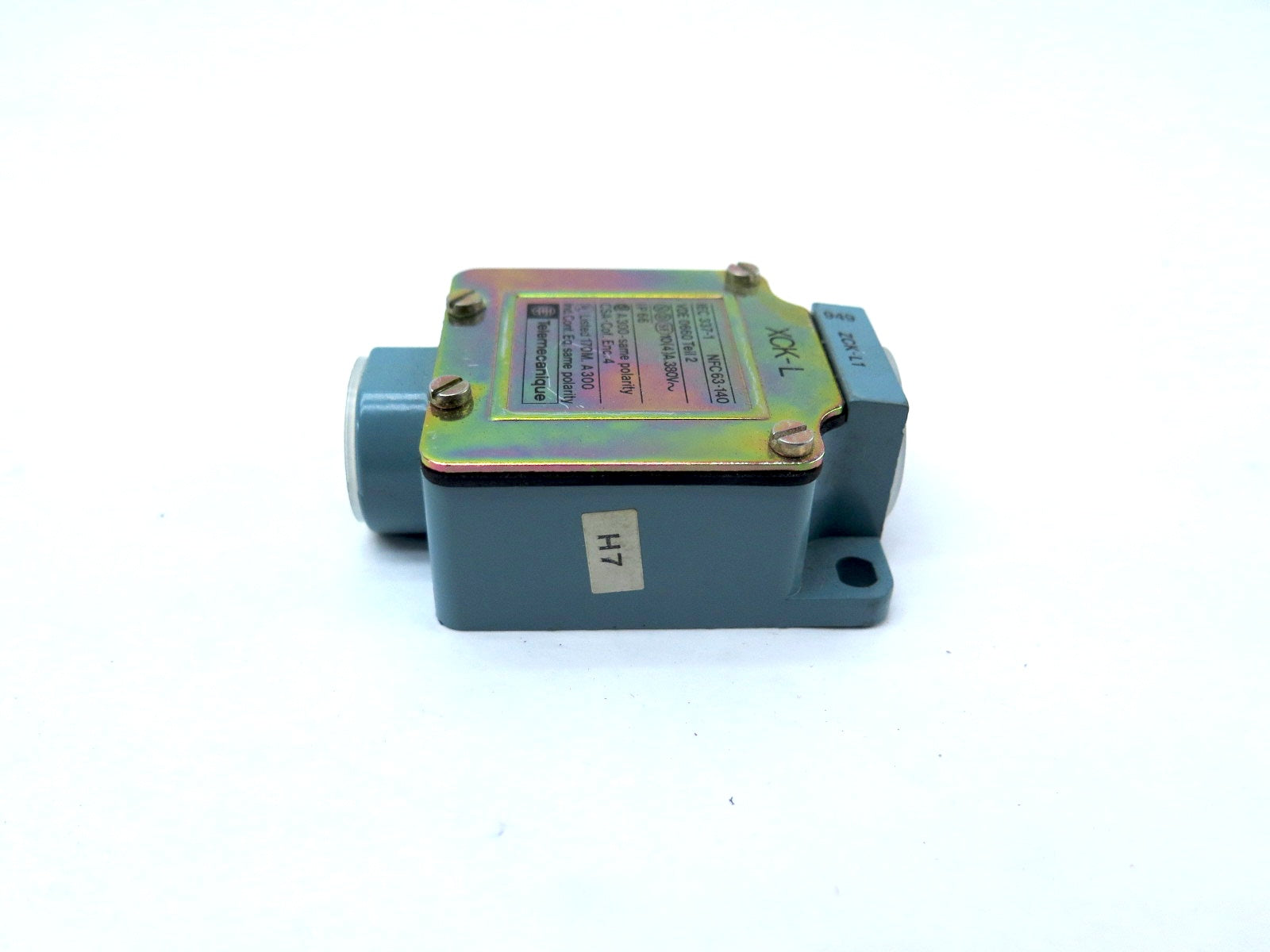 Telemecanique ZCK-L1H7 Limit Switch - Advance Operations