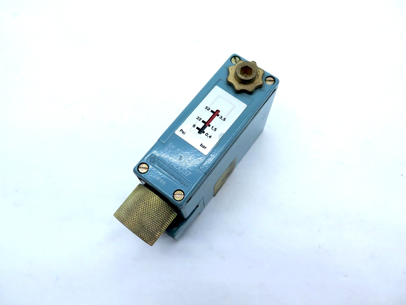 Telemecanique XMJA0037 Pressure Switch 5.8-50.75 PSI - Advance Operations
