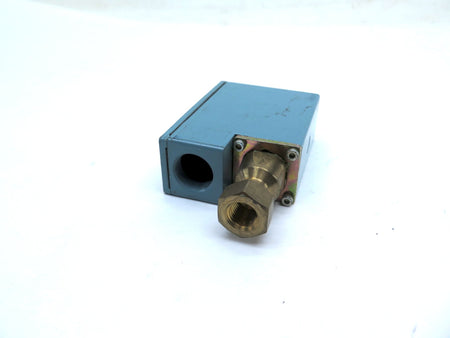 Telemecanique XMJA0037 Pressure Switch 5.8-50.75Psi - Advance Operations