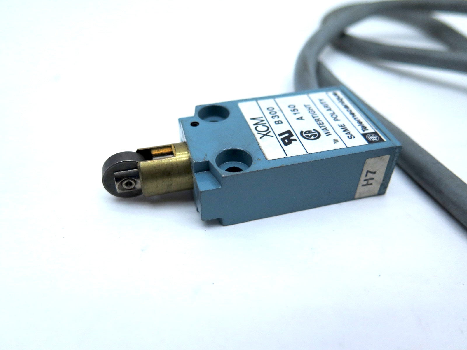 Telemecanique XCM B 300 Safety Limit Switch Watertight - Advance Operations