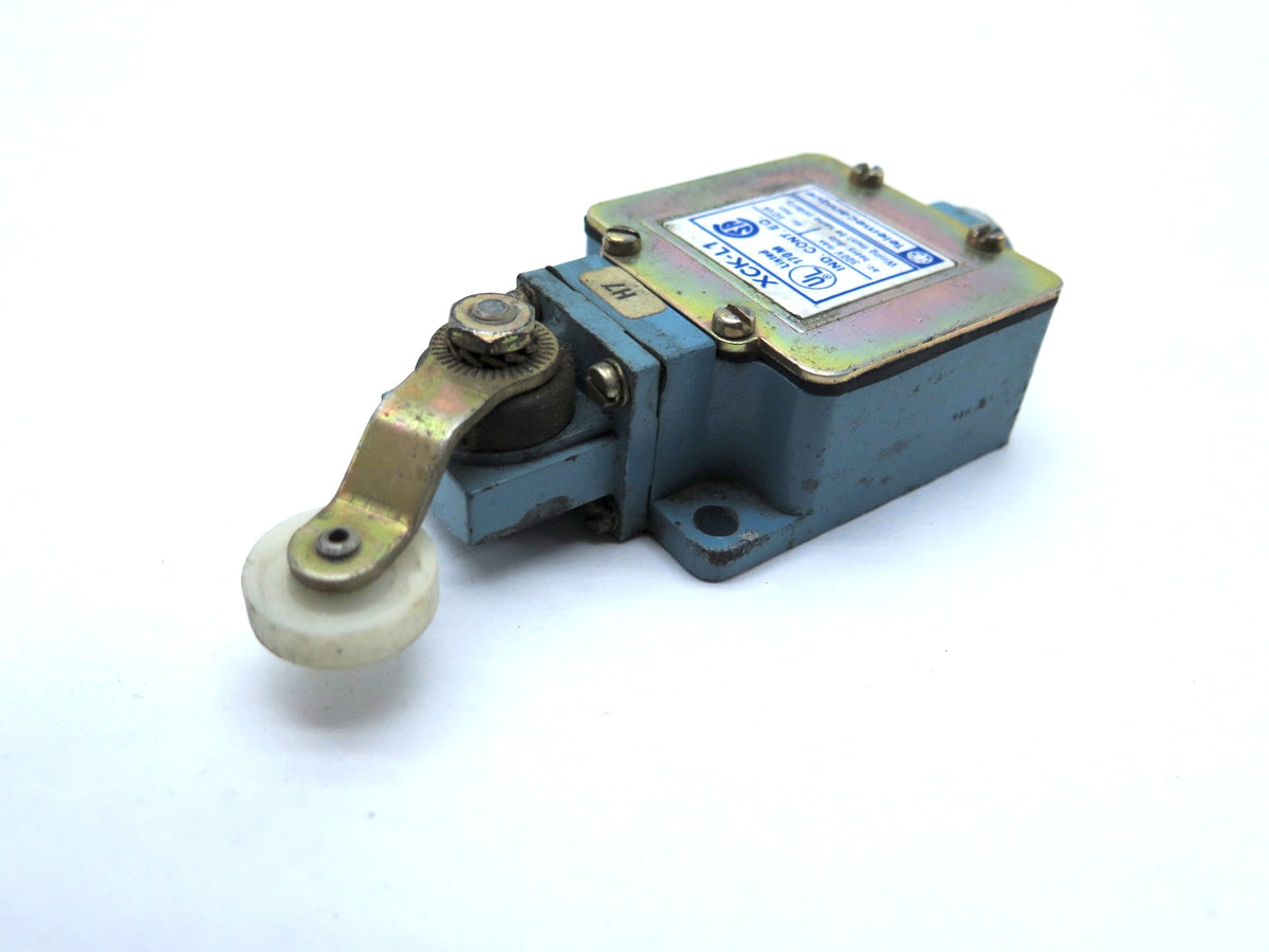Telemecanique XCK-L1 Limit Switch & Head - Advance Operations