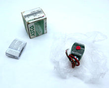 Load image into Gallery viewer, Asco 8262H208 Solenoid Valve 120Vac Coil 1/4"
