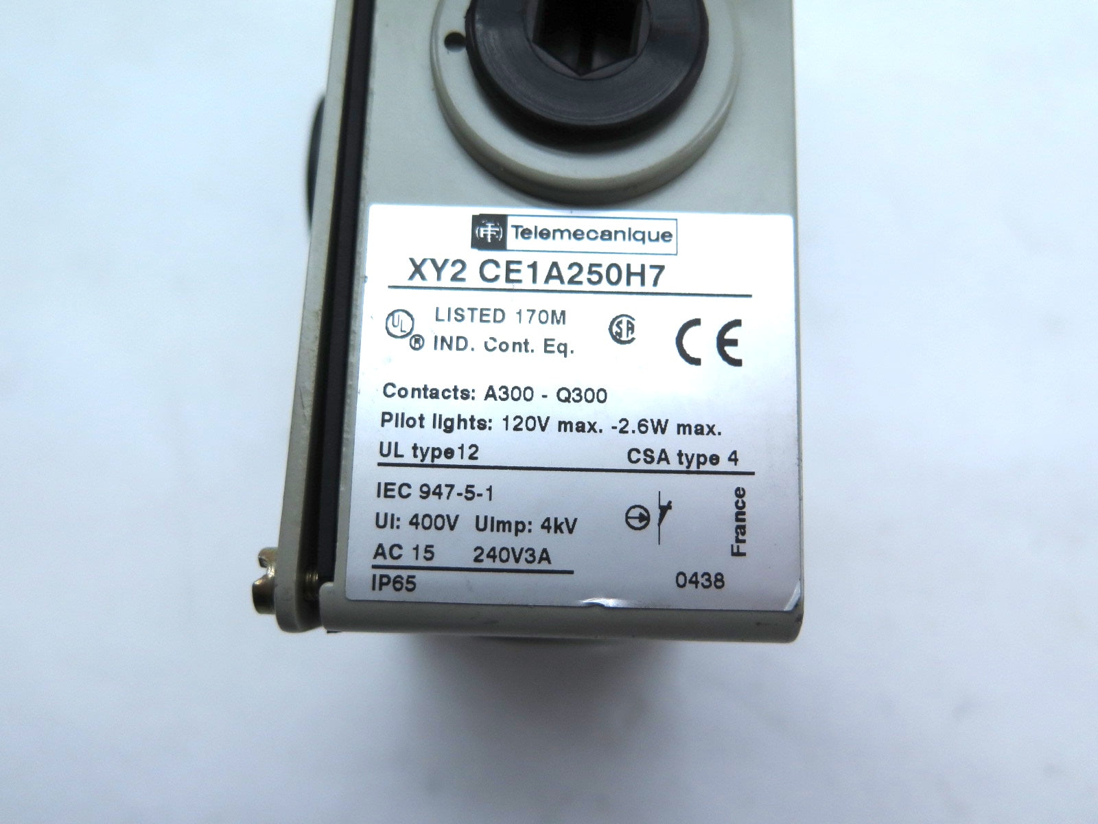 Telemecanique XY2 CE1A250H7 Cable Pull Switch / Sensor - Advance Operations