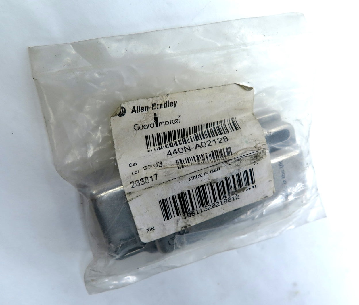 Allen-Bradley 440N-A02128 GuardMaster Non-Contact Actuator - Advance Operations