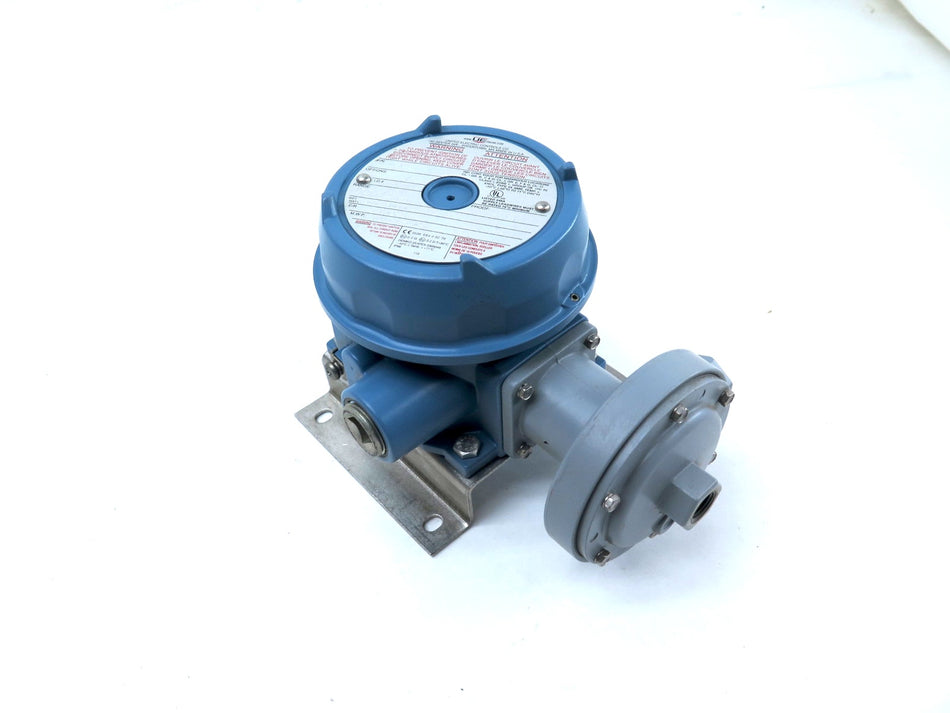 United Electric J120-453 Mechanical Pressure Switch - Advance Operations