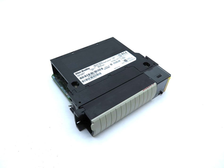 Allen-Bradley 1756-OF8 Ser.A ControlLogix Analog Output Module - Advance Operations