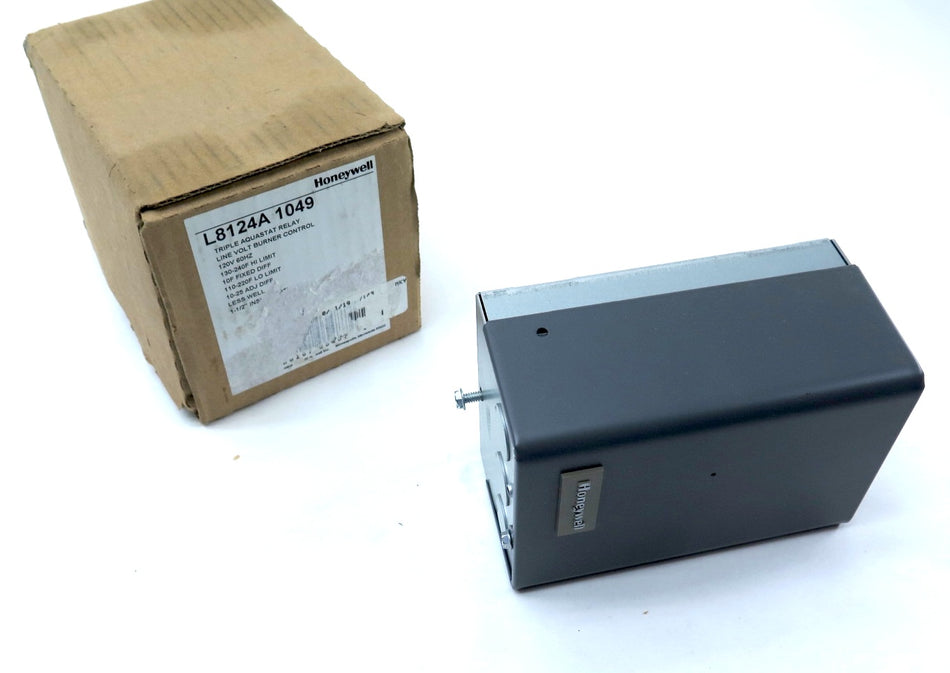 Honeywell L8124A 1049 Triple Aquastat Relay Line Volt Burner Control