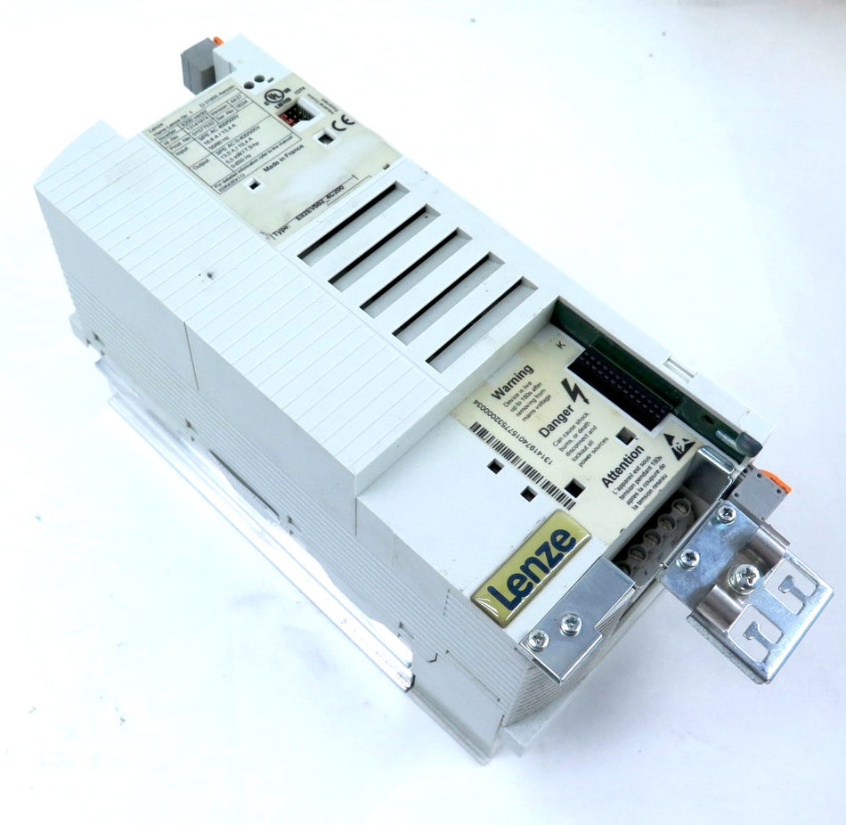 Lenze E82EV552 4C200 AC Drive 7.5 HP / 5.5 kW 400/500V Inverter