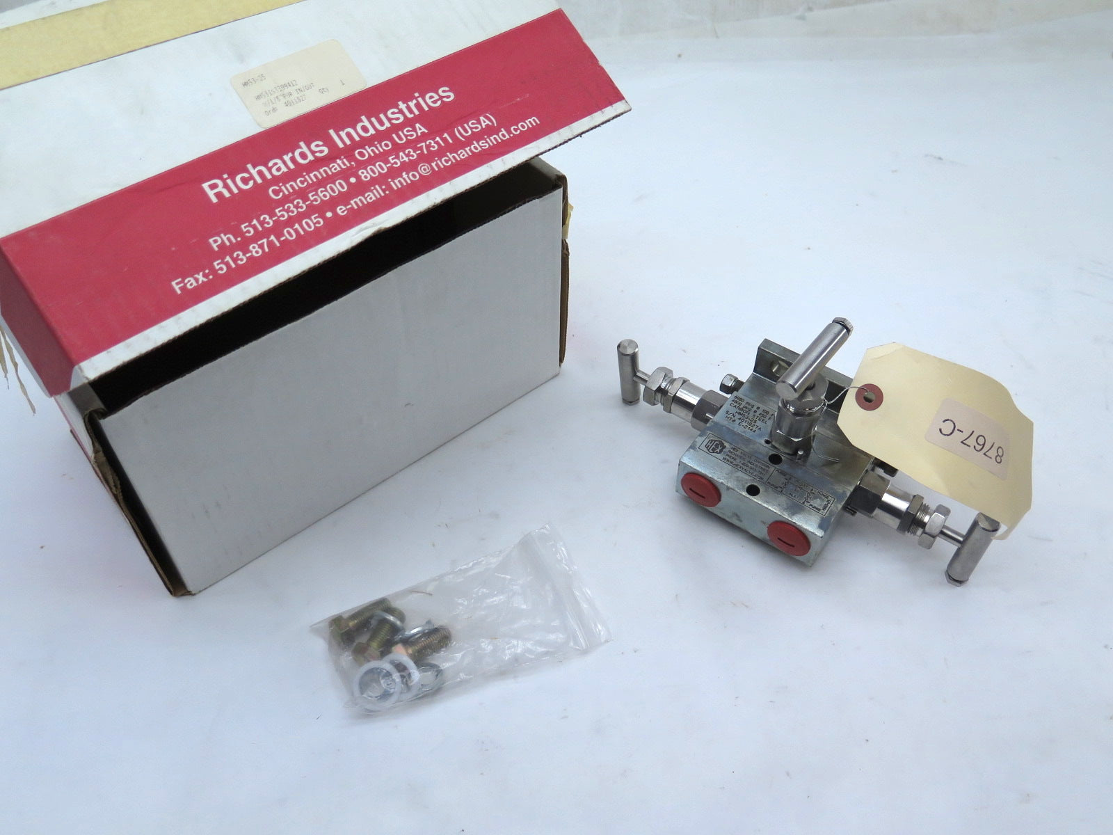 Hex HM53-25 3 Valve Liquid Gas Flange Manifold - Advance Operations
