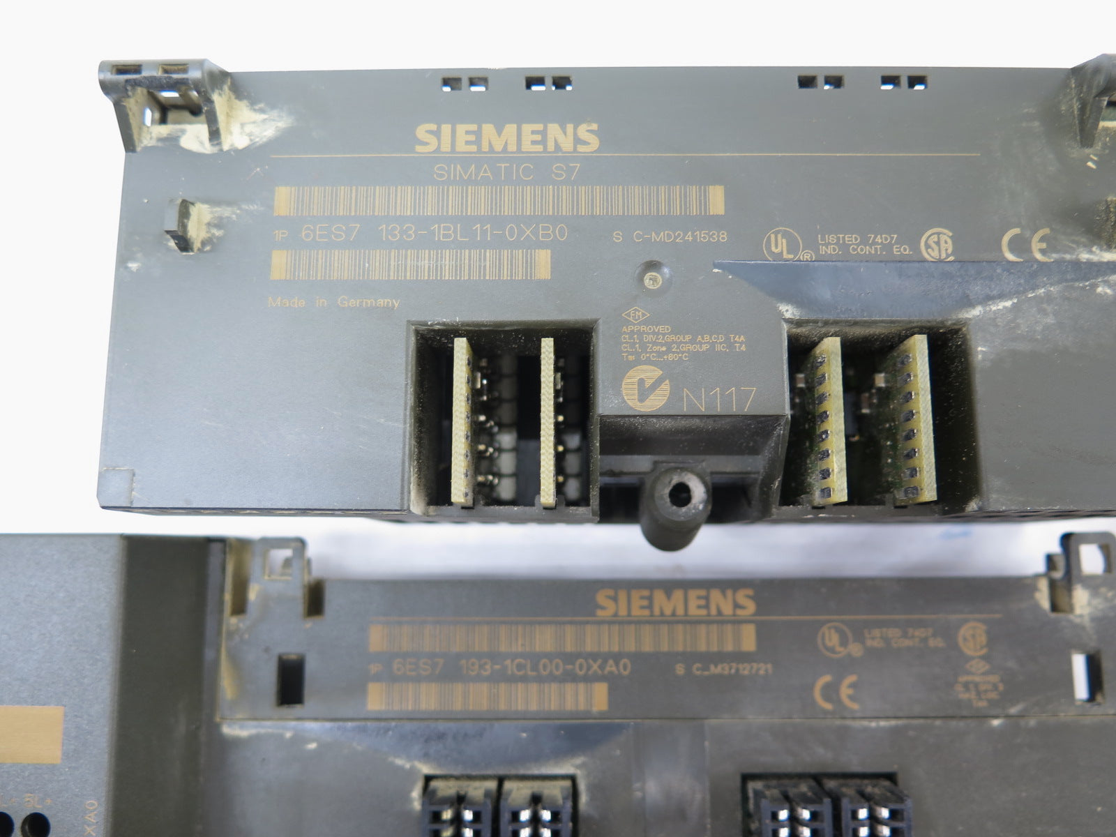Siemens6ES7 133-1BL11-0XB0 6ES7 193-1CL00-0XA0 Simatic S7 Terminal Block Combo - Advance Operations