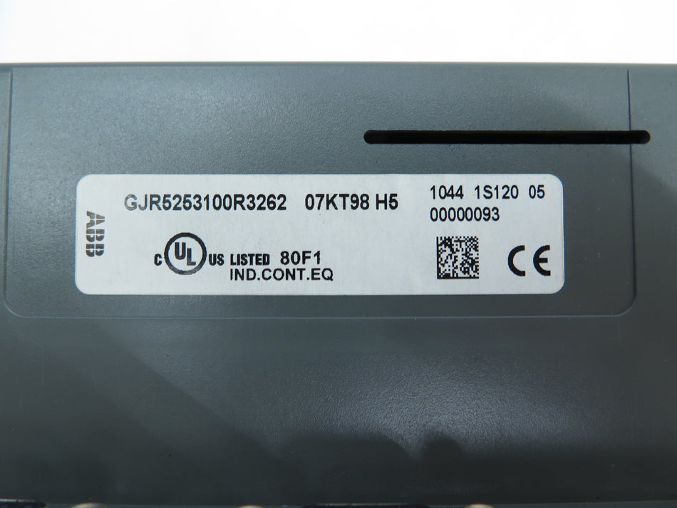 Module de contrôleur logique programmable ABB GJR5253100R3262 07KT98 H5