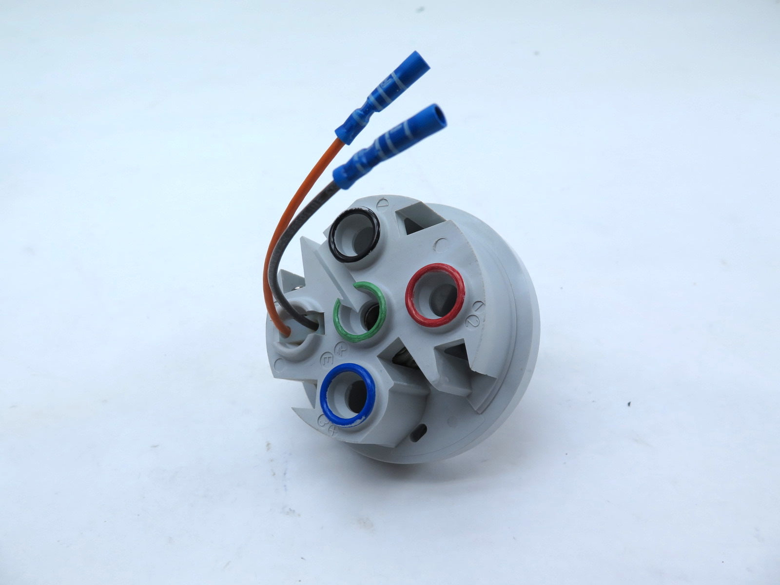 Meltric 39-9A110-172-143 DS9 Male Int W/2 Pilot Plug - Advance Operations